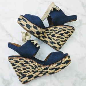 Tory Burch Navy & Tan Tie up Woven Peep T